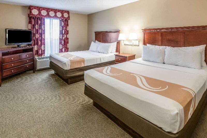 Quality Inn 3