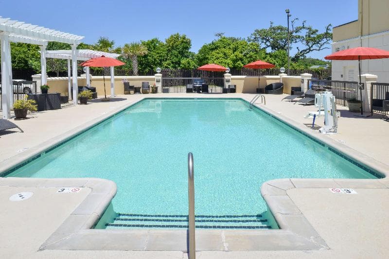 Hampton Inn & Suites Atlantic Beach 4
