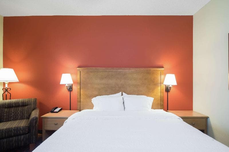 Hampton Inn Jonesboro 4