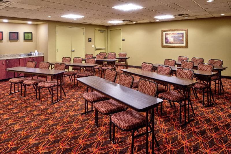 Hampton Inn & Suites Rifle 4