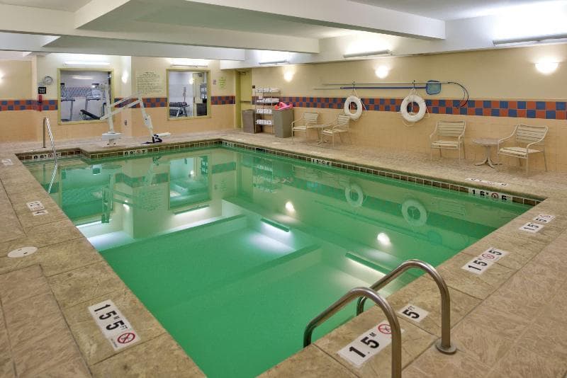 Hampton Inn & Suites Rifle 3