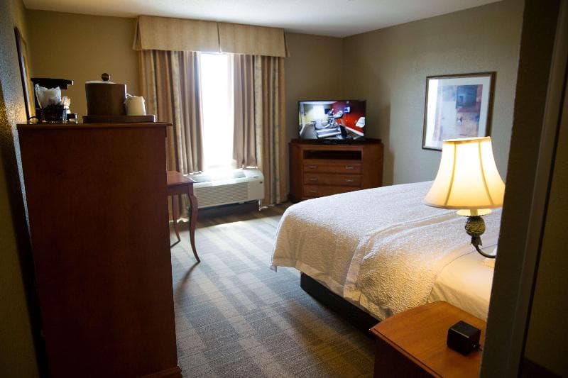Hampton Inn & Suites McComb 2