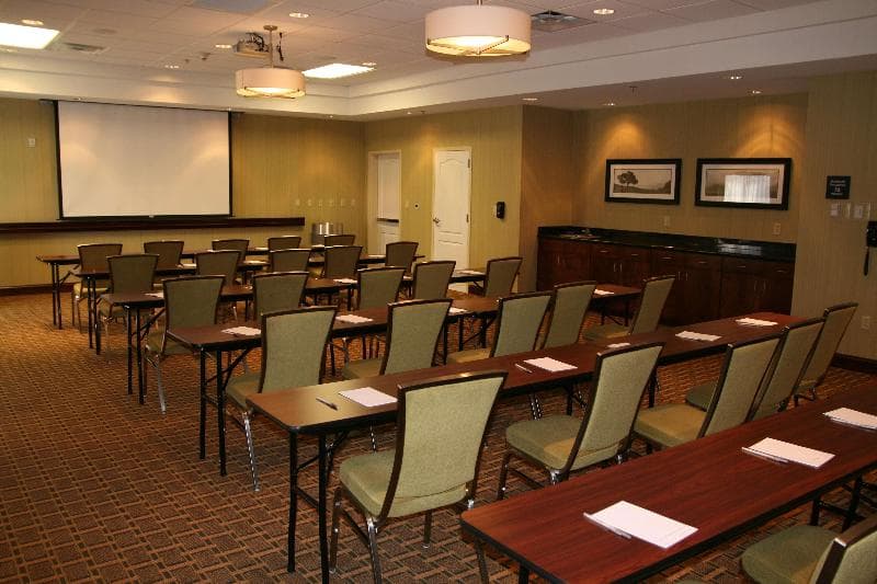Hampton Inn Crossville photo 1