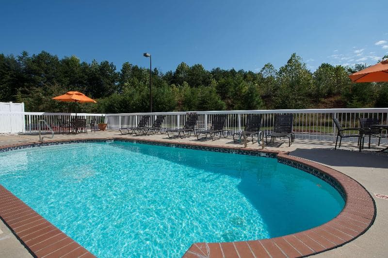 Hampton Inn Cornelia 3