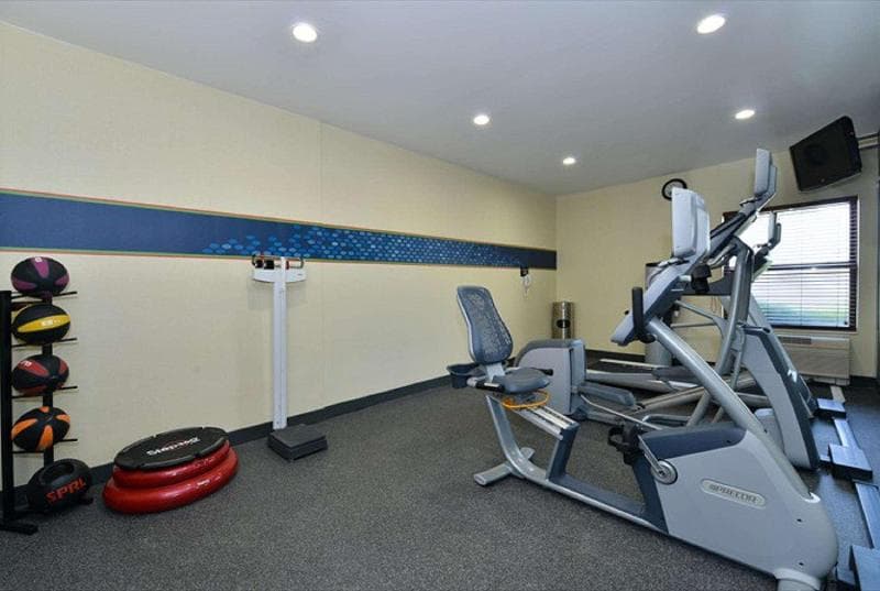 Hampton Inn Sturgis-Lagrange Area 2