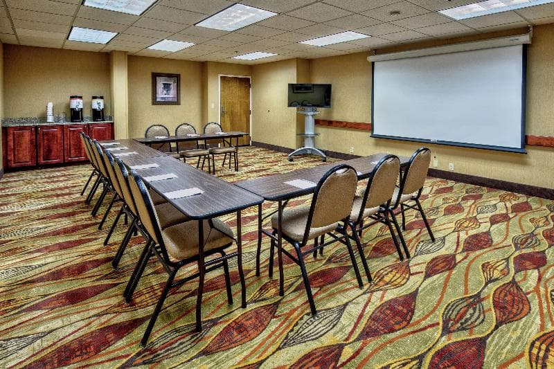 Hampton Inn Corinth photo 1