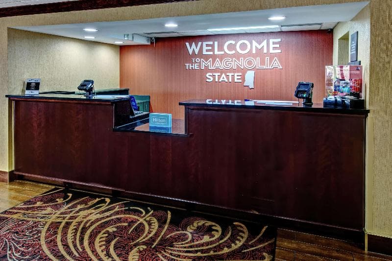 Hampton Inn Corinth 4