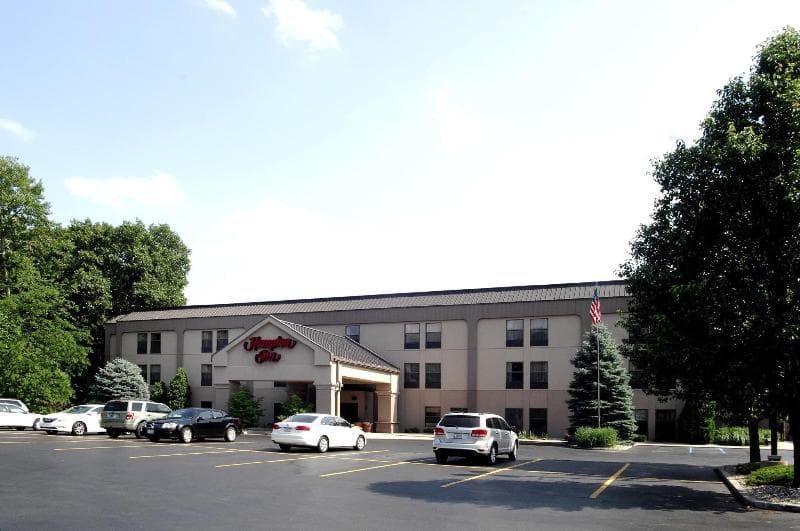 Hampton Inn Portage 3