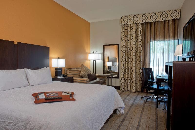 Hampton Inn Milledgeville 2