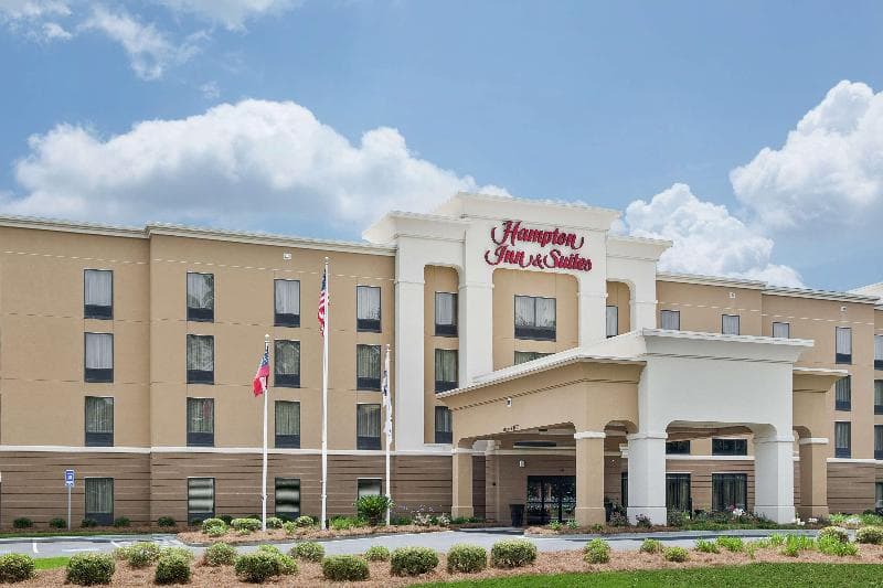 Hampton Inn & Suites Savannah-Airport 2