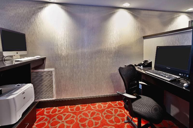 Hampton Inn Bowie photo 1