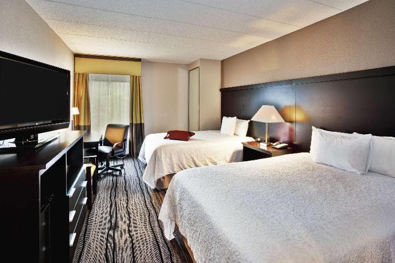 Hampton Inn Bowie 2
