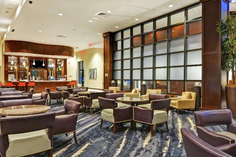 Embassy Suites by Hilton Savannah Airport 2