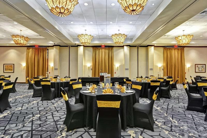 Embassy Suites by Hilton Savannah Airport photo 1