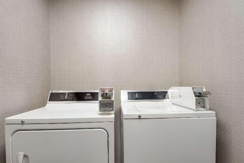Best Western Batesville 5
