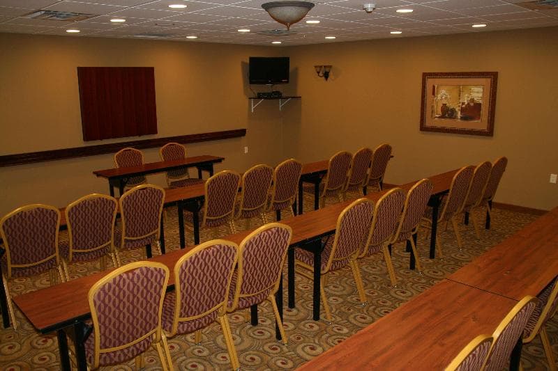 Hampton Inn & Suites Brookings photo 1
