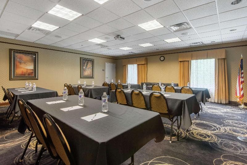Hampton Inn Meadville photo 1