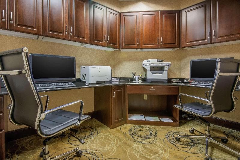 Hampton Inn Meadville 4