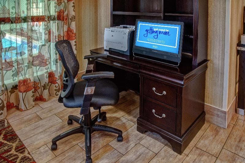 Hampton Inn Ashland photo 1