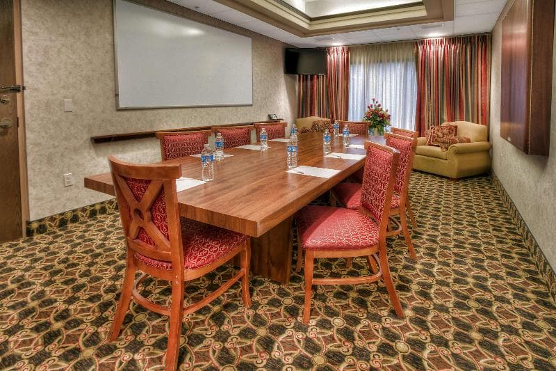 Hampton Inn Marion photo 1