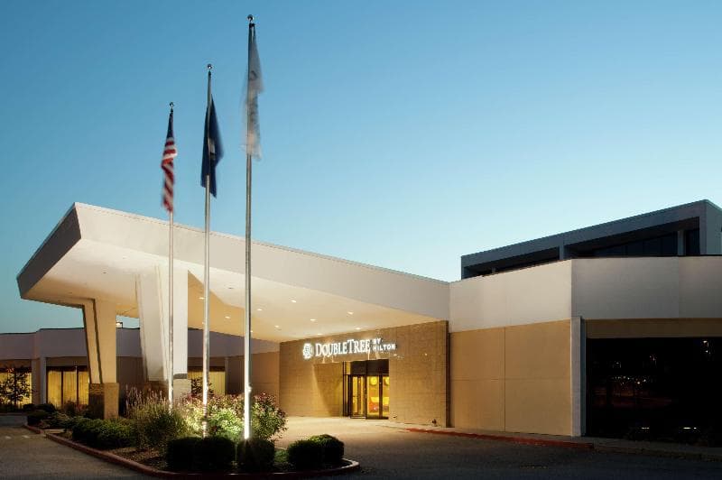 DoubleTree by Hilton Cincinnati Airport 2