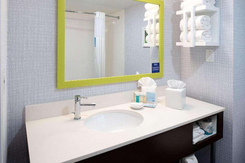 Hampton Inn San Francisco-Daly City 5