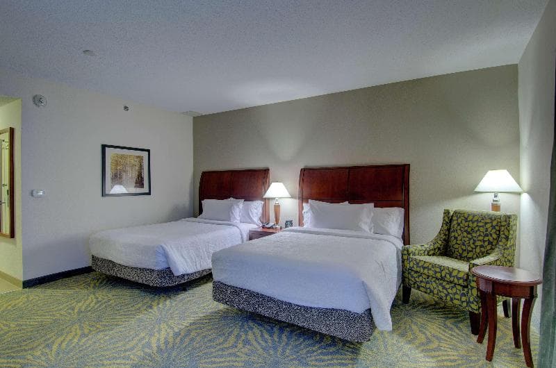 Hilton Garden Inn Norwalk photo 1