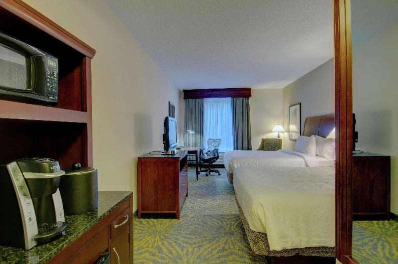 Hilton Garden Inn Norwalk 3