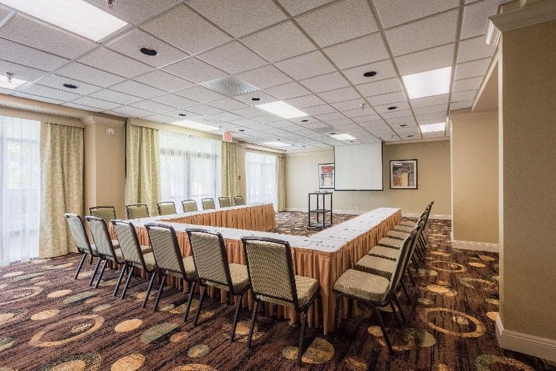 Hampton Inn Meridian photo 1