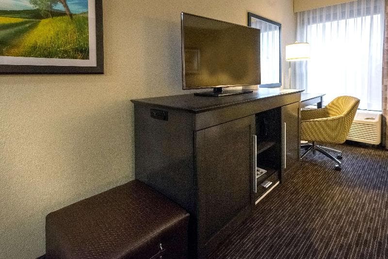 Hampton Inn Meridian 5