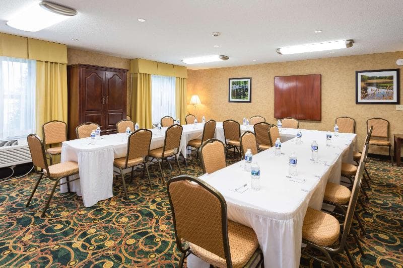 Hampton Inn Havelock photo 1