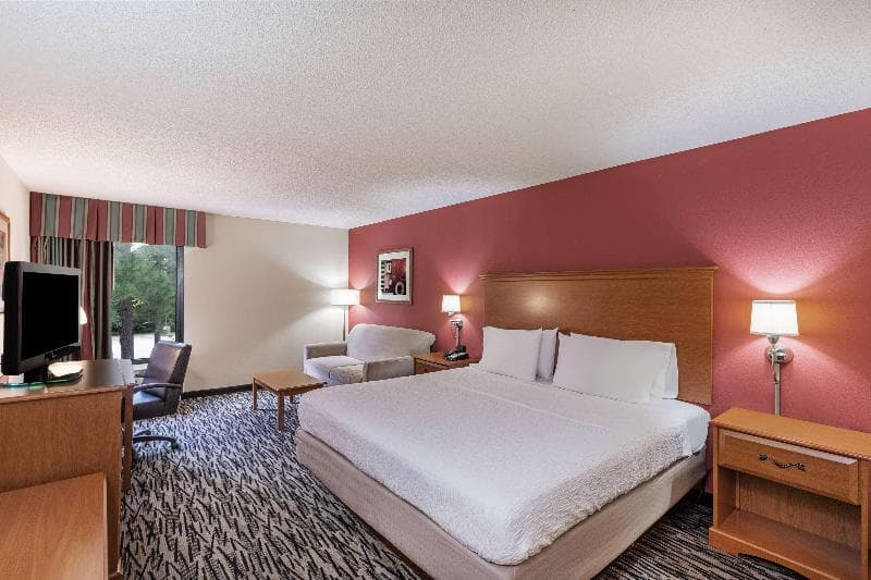 Hampton Inn Aiken 5