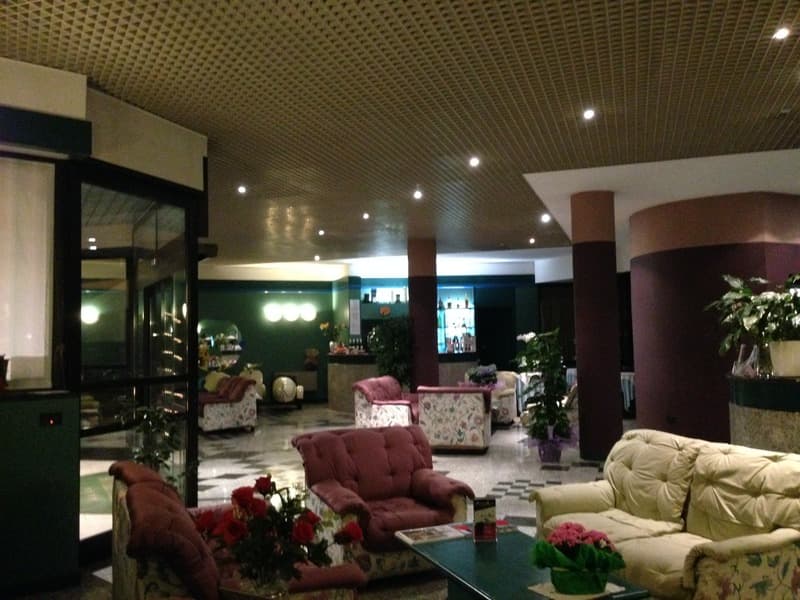 Hotel Plaza 4