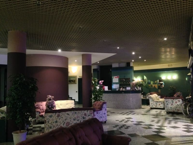 Hotel Plaza 5