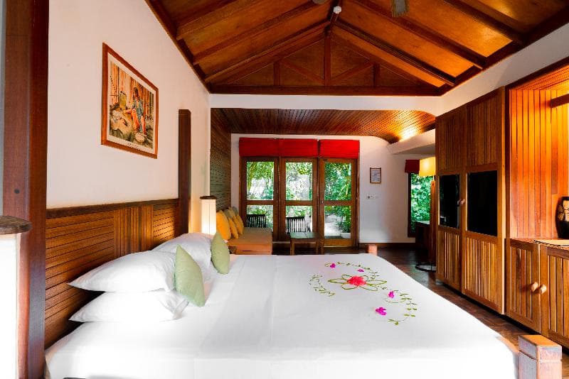 Reethi Beach Resort photo 1