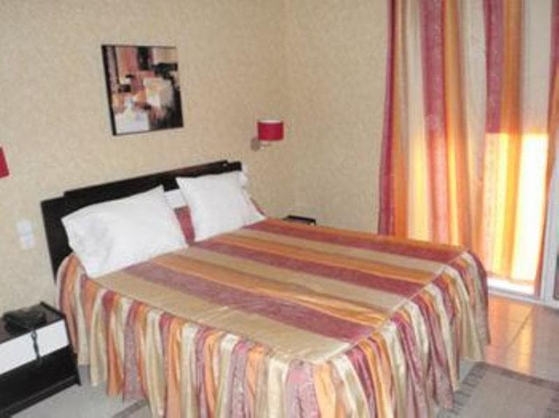 ST Hotel 5