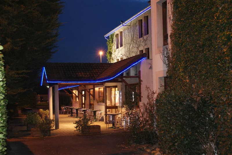 Brit Hotel Pau Lons 3
