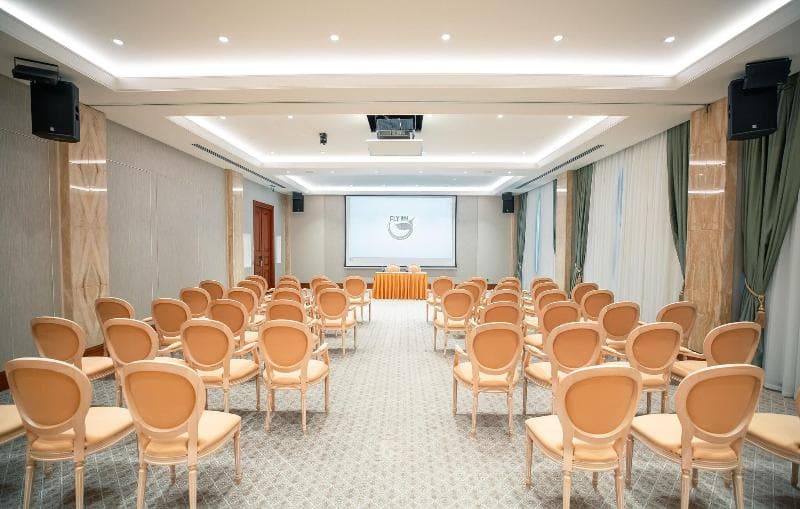 Fly Inn Baku 4