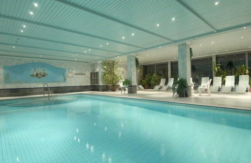 Hotel Alpenhof 5