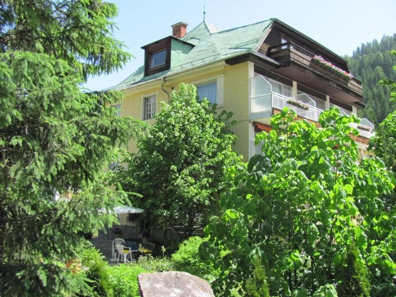 Hotel Lindenhof main