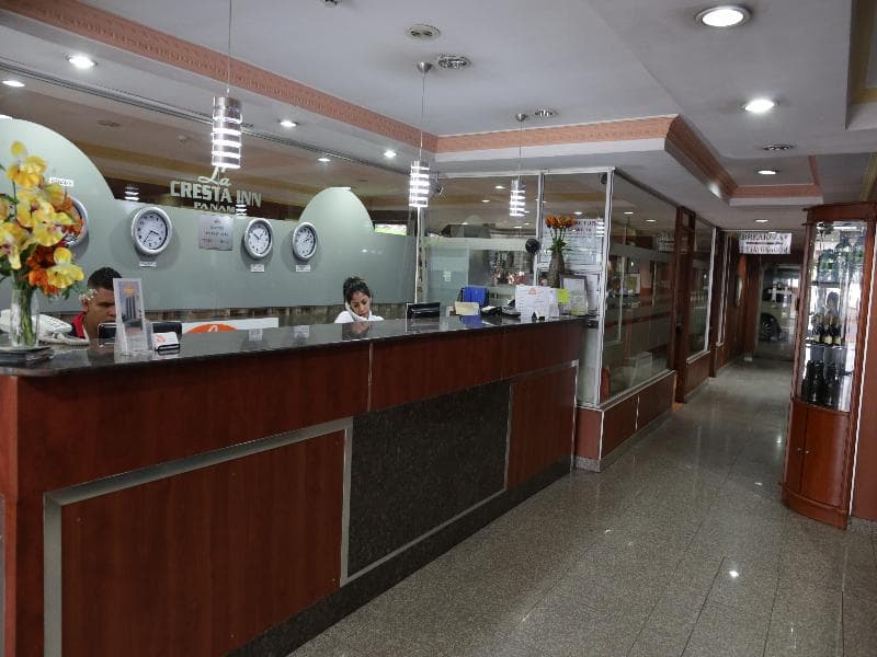 Hotel La Cresta Inn 5