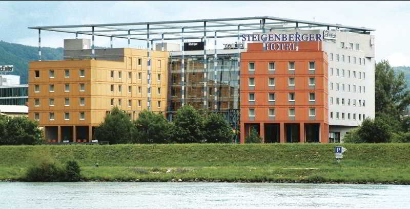 Trans World Hotel Donauwelle Linz 2