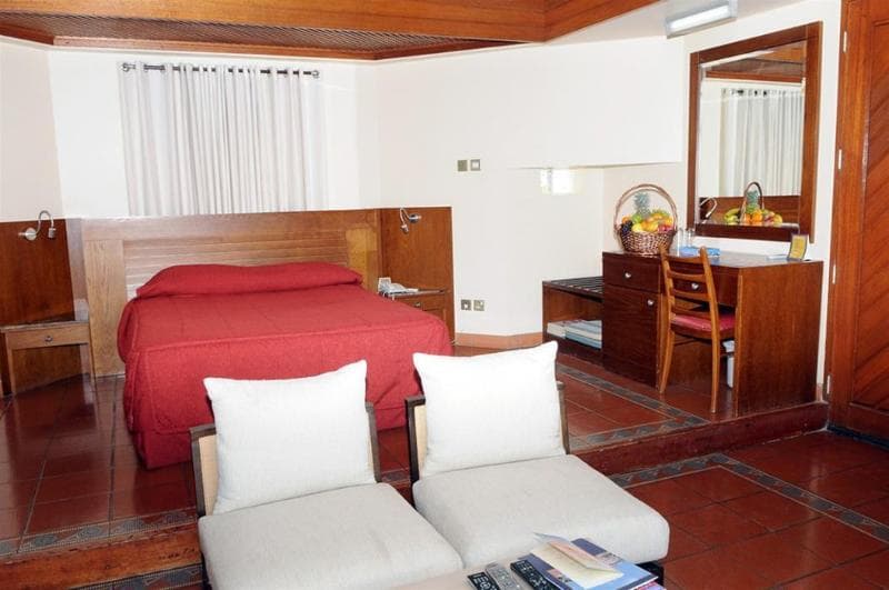 Al Bander Hotel & Resort 2