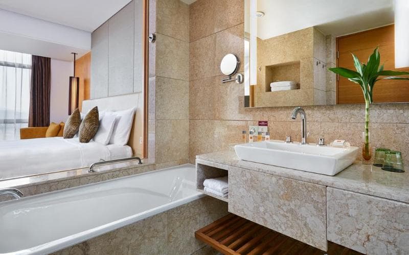 Crowne Plaza Zhongshan Wing On City 2