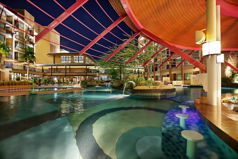Novotel Phuket Vintage Park Resort photo 1