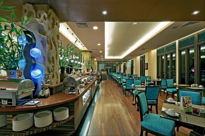 Novotel Phuket Vintage Park Resort 2