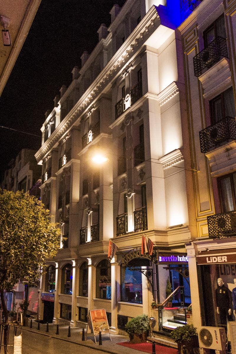 The Meretto Hotel 5