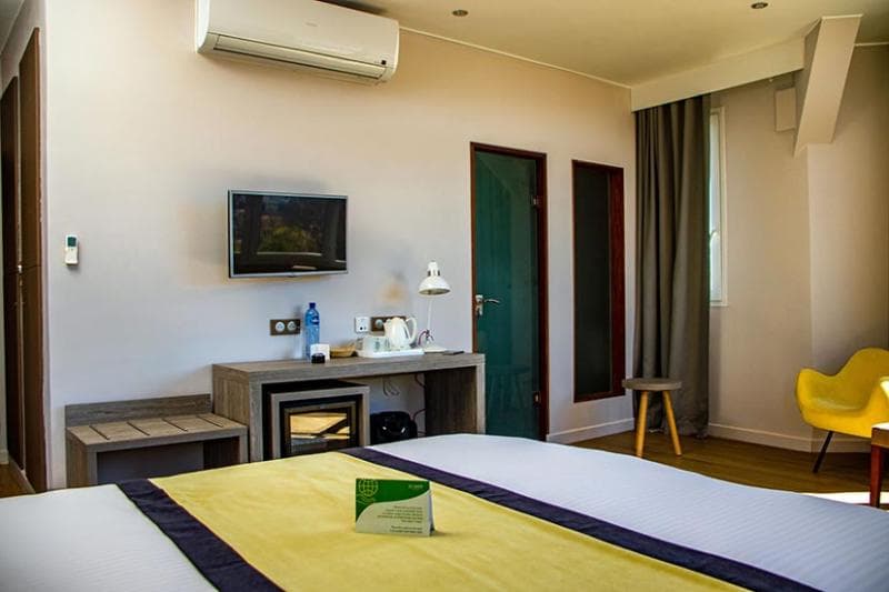 Le Louvre Hôtel & Spa 3