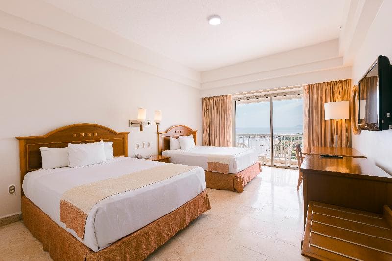 Azul Ixtapa Beach Resort & Convention Center 3