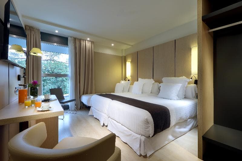 Hotel Occidental Bilbao 4